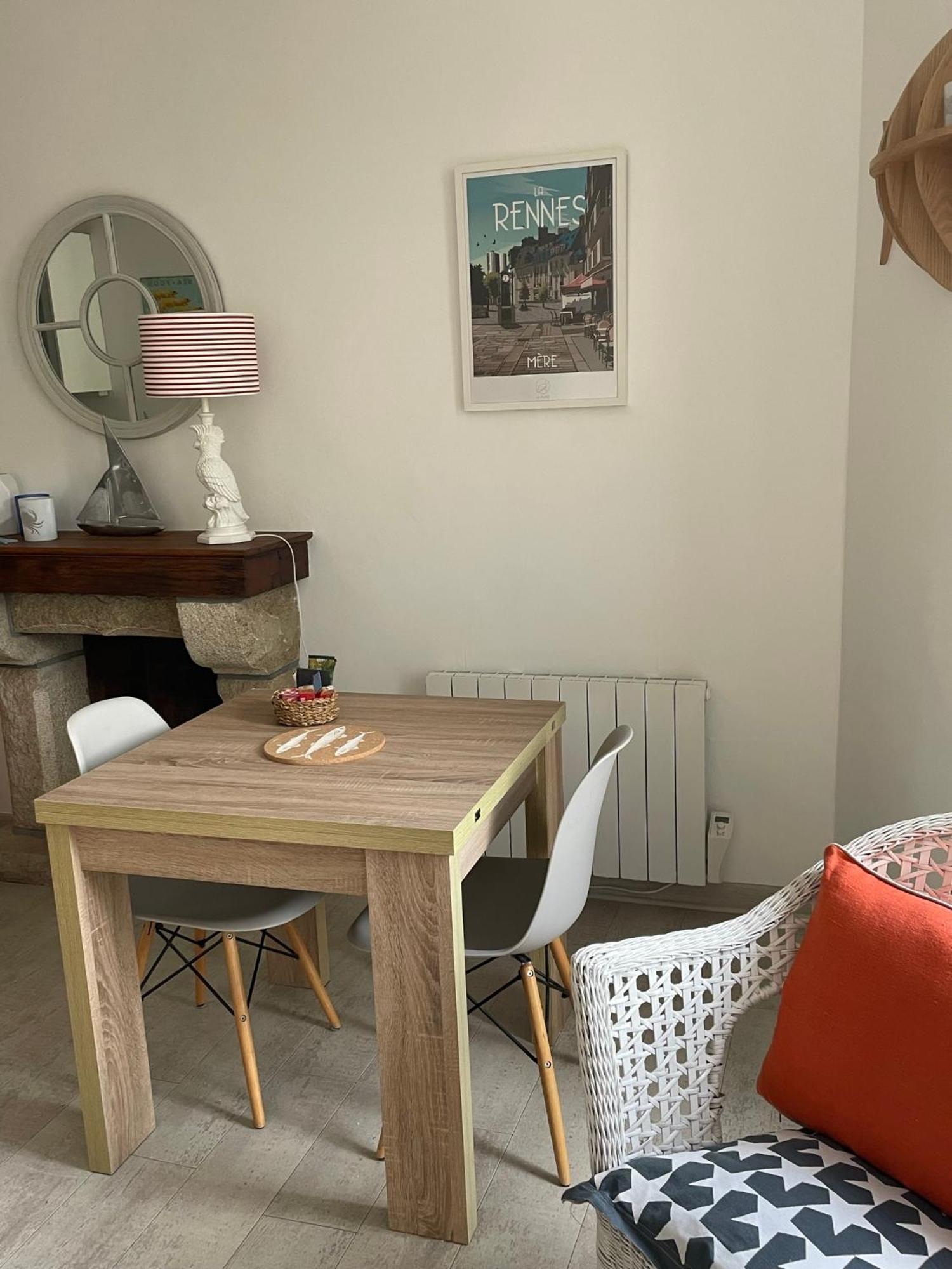 Appartement Au Port 디난 외부 사진