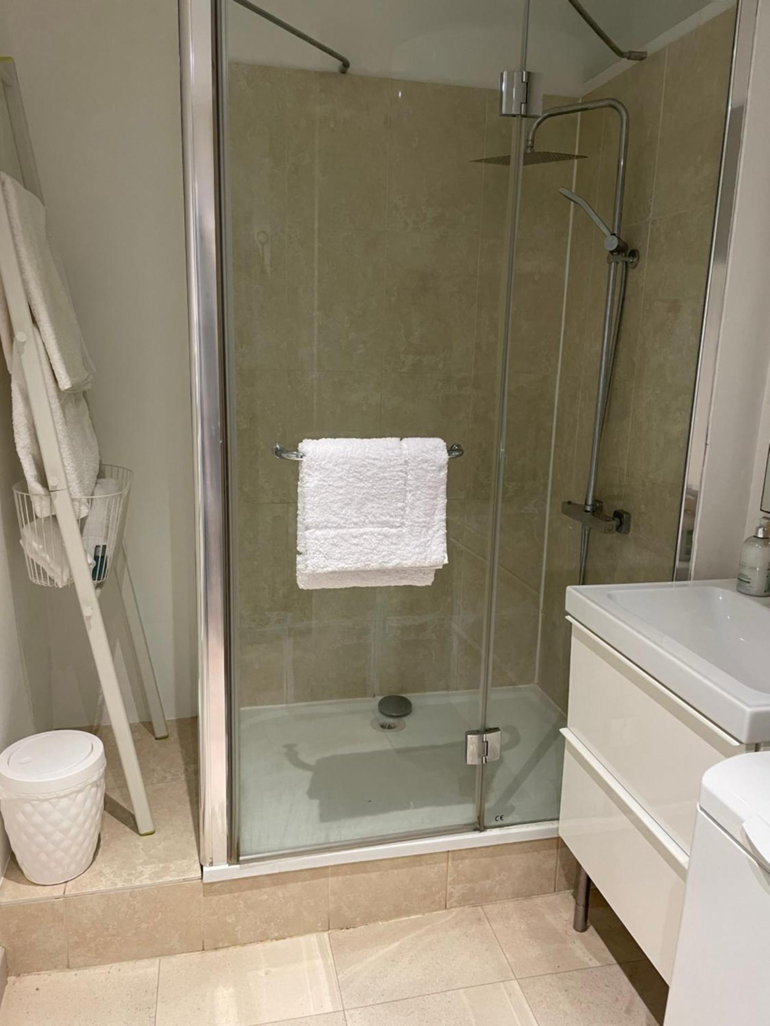 Appartement Au Port 디난 외부 사진