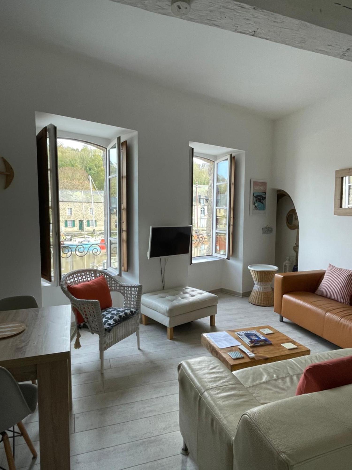 Appartement Au Port 디난 외부 사진